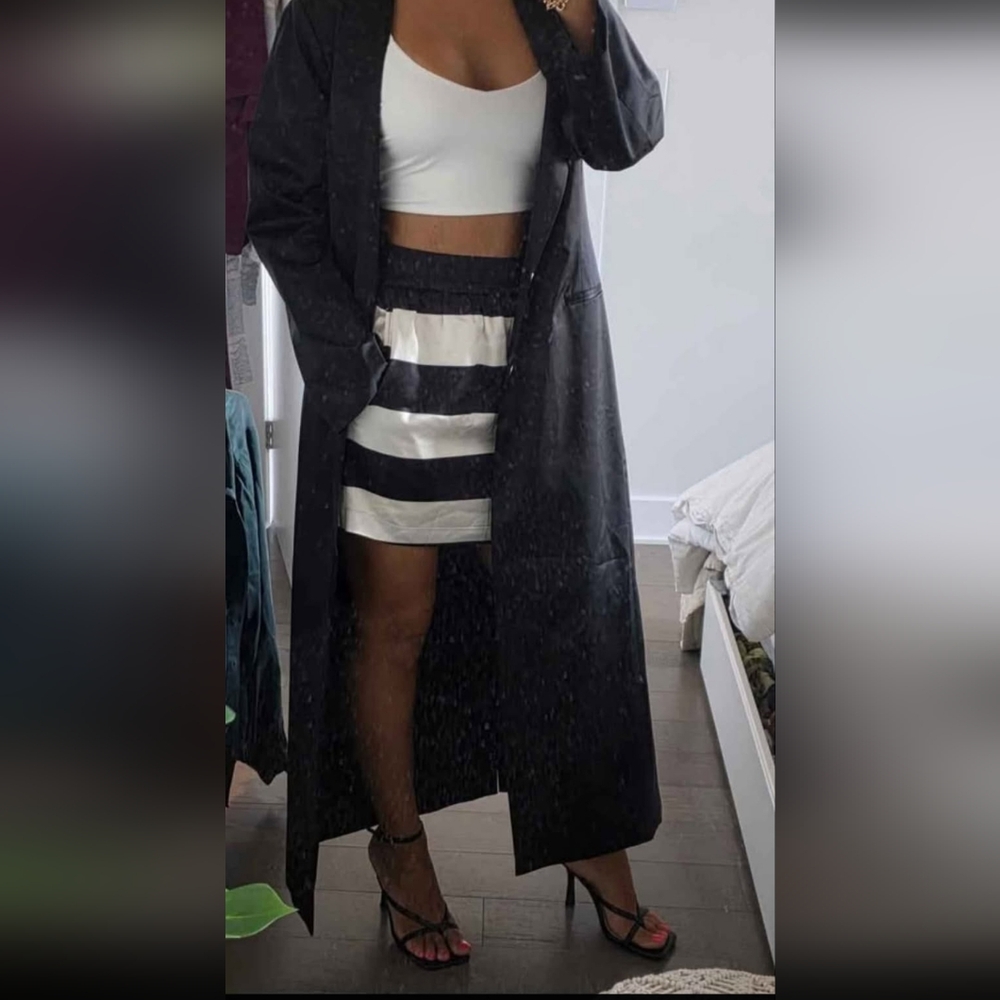 New With Tags -Silk Laundry 100% Silk Black and White Striped Skirt With Pockets
